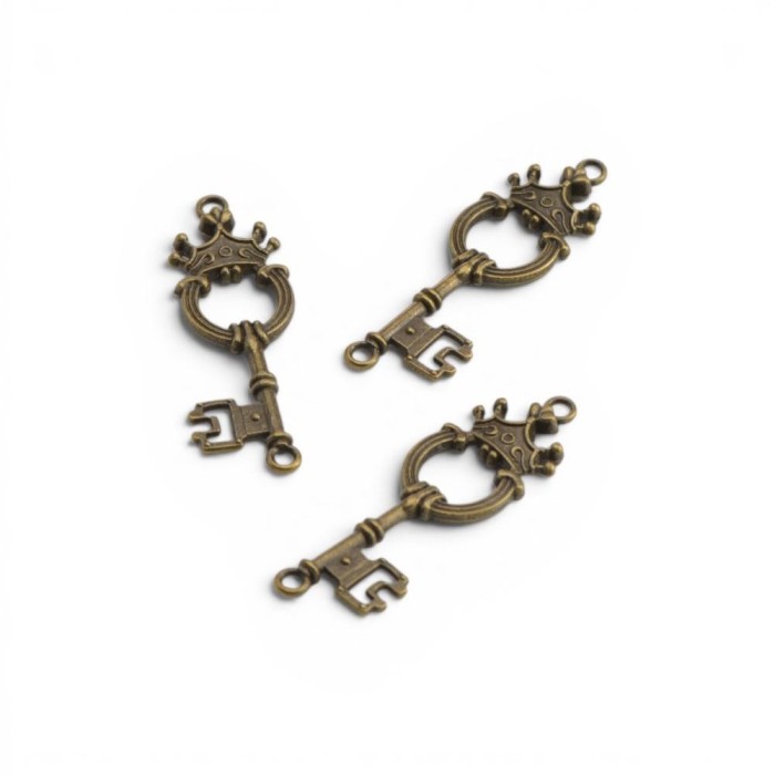 CHIAVE IN METALLO ORO ANTICO L5.5X1.5CM